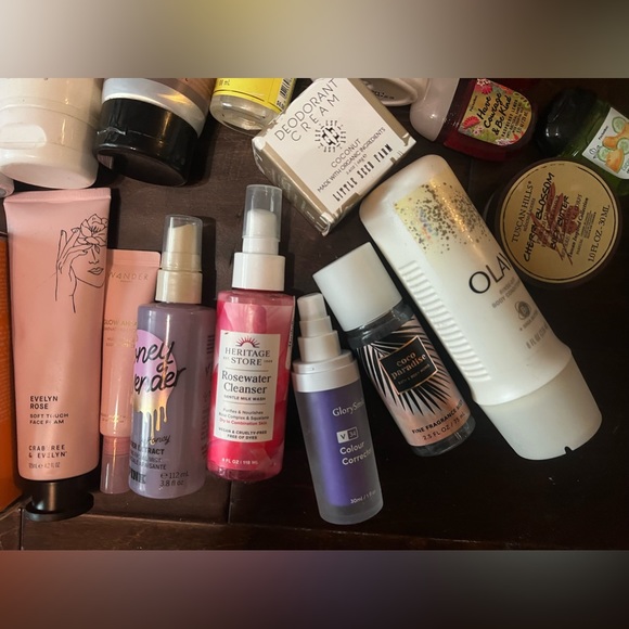 🔥 HUGE FULL SIZED BEAUTY SKINCARE MIXED HIGH END LOT KATE PHILOSOPHY, & MORE - Picture 2 of 9